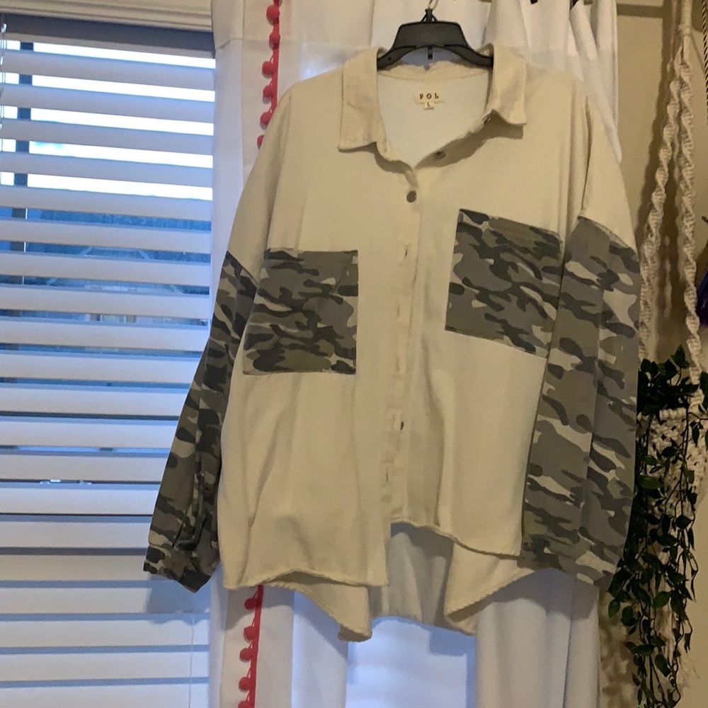 women’s white and camo jacket! never worn